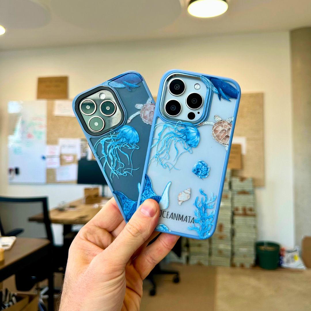 iPhone 14 Hülle - Schildkröte bunt - "Turtle & Friends" - nachhaltig
