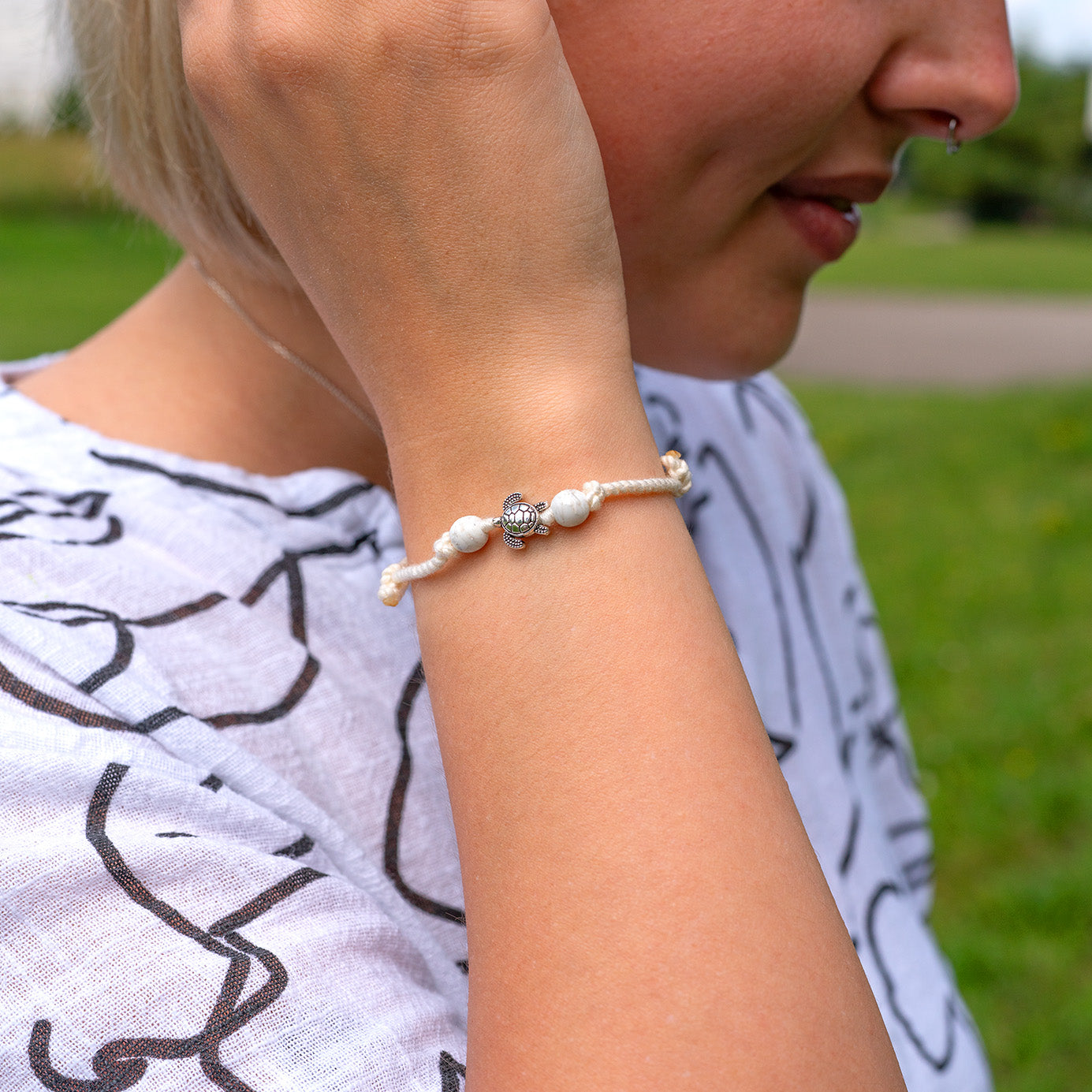 Armband weiß "TURTLE" – Ansicht 5