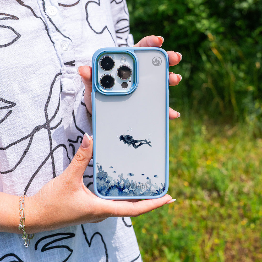 iPhone 16e Hülle - Taucher blau - "DeepDive" - nachhaltig