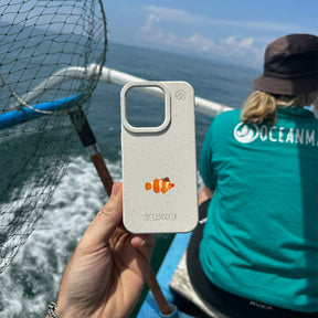 iPhone 16 pro max Hülle - Clownfisch weiß - "Mr.Clown-Fish" - nachhaltig