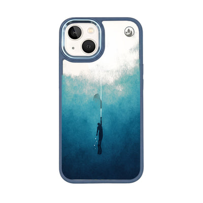 iPhone 13 hoesje - Freedive Blue - "Freedive" - ​​​​duurzaam