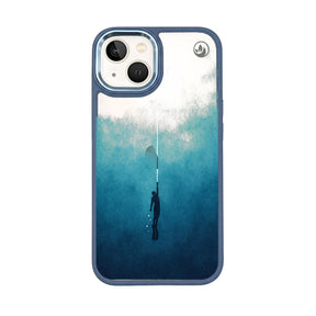 iPhone 13 hoesje - Freedive Blue - "Freedive" - ​​​​duurzaam
