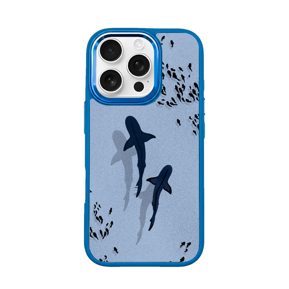 iPhone 16 pro max hoesje - Haaienblauw - "Into the blue" duurzaam