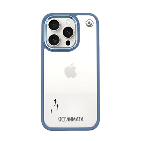 sharkfamily_iphone15promax_clear.png